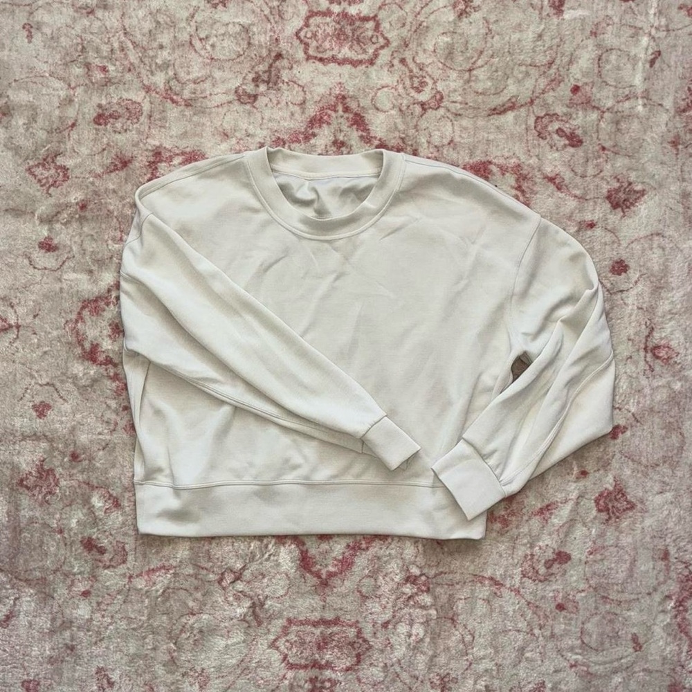 Lululemon Cream Crewneck Sweatshirt